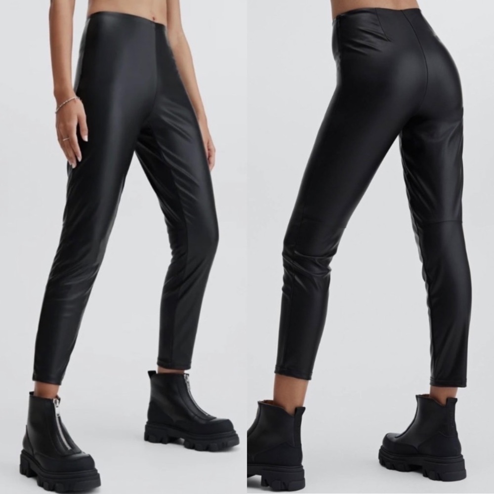 NWT Fabletics Vegan Leather High-Waisted Legging in Black